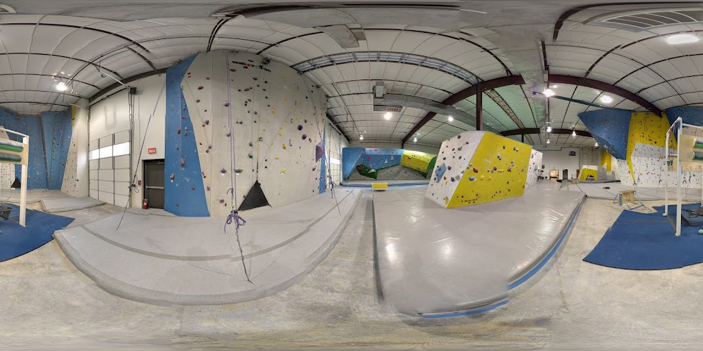  Stratus Climbing, Yoga & Fitness