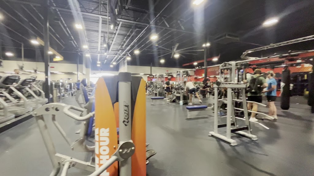 Crunch Fitness - Cypress