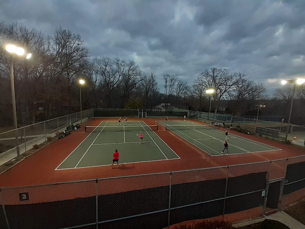  Kingsdale Tennis Center