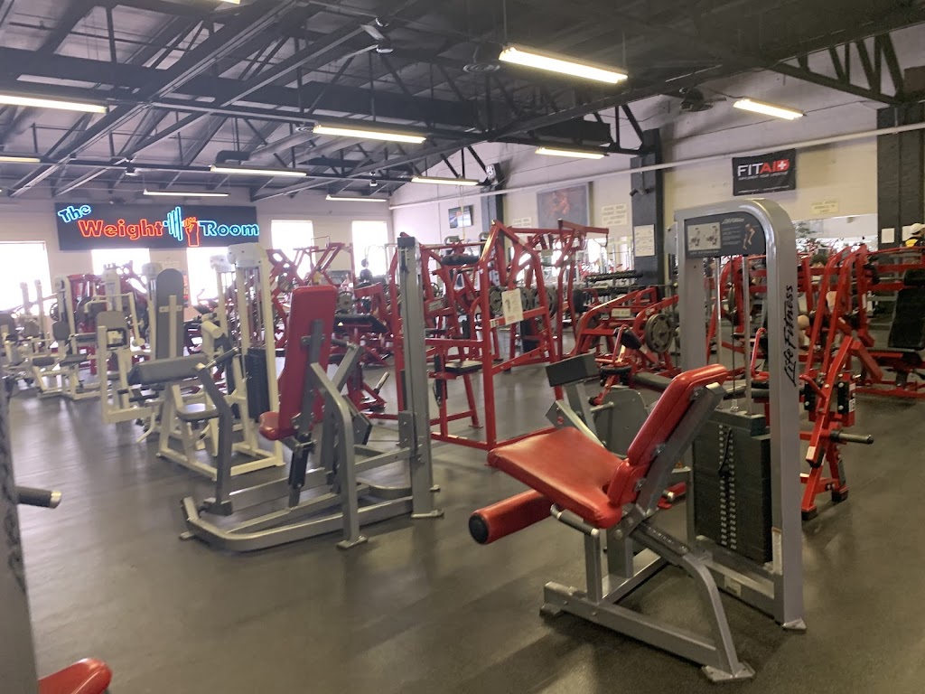  Weight Room & Cardio Fitness