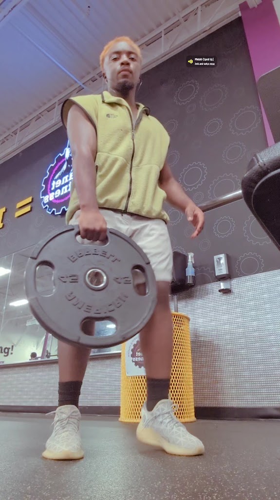  Planet fitness (Commerce Center)