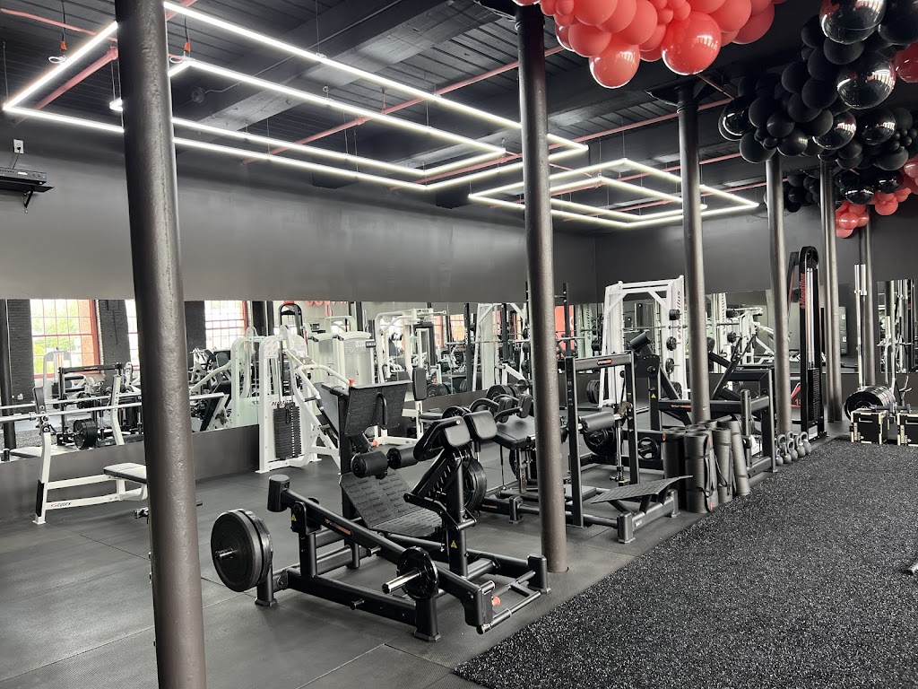  Curvy30 - Women’s Glute and Total Body Gym