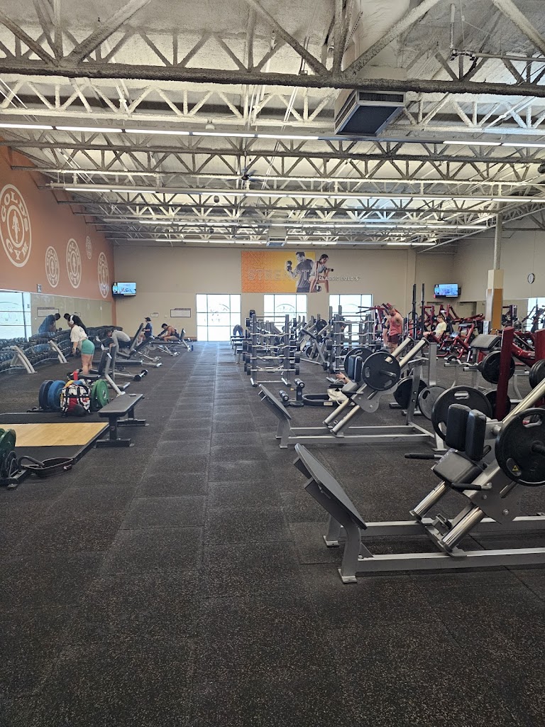  Gold's Gym New Braunfels