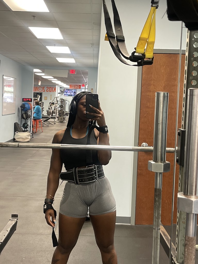  24/7 Fitness Club - Zebulon