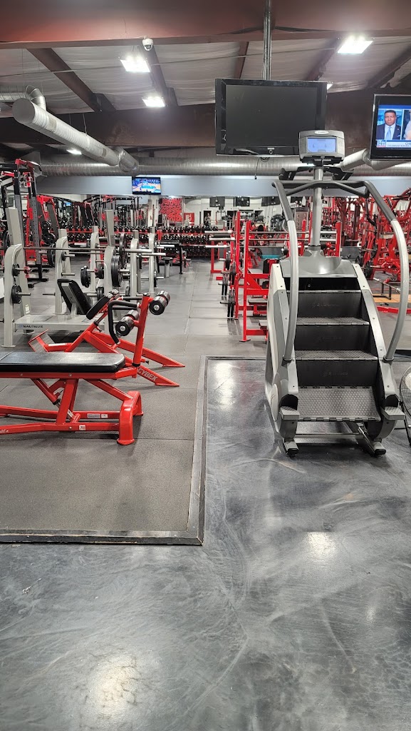  Iron Works Fitness & Tanning