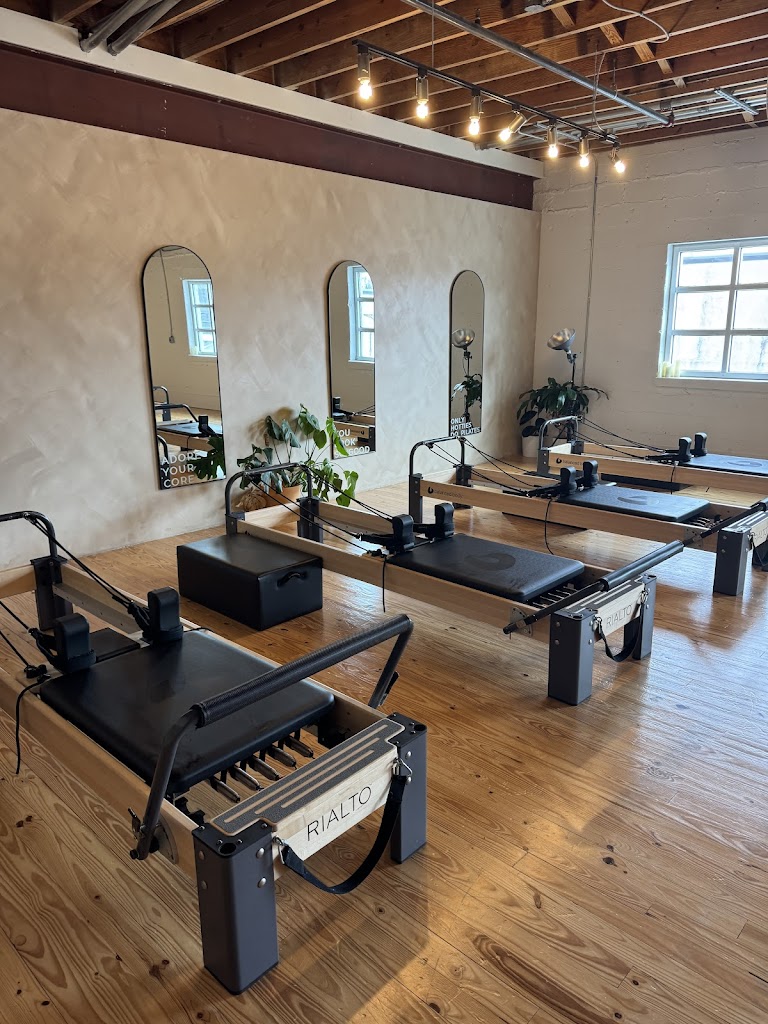  Vivre Pilates Studio