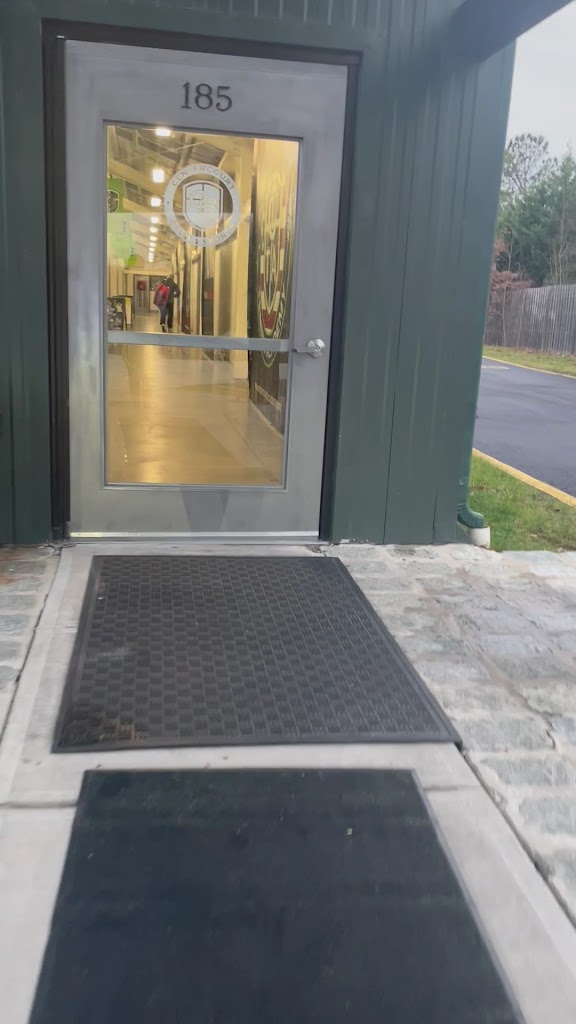  Centercourt Marlboro