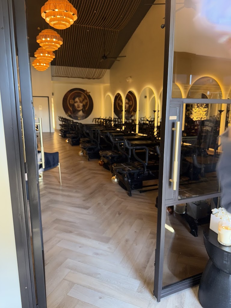  Sculpted. A Lagree Studio