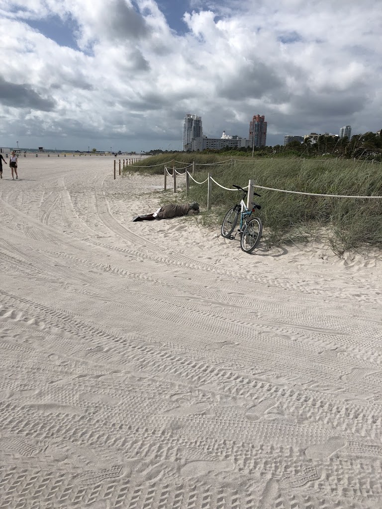  Calisthenic Park South Beach