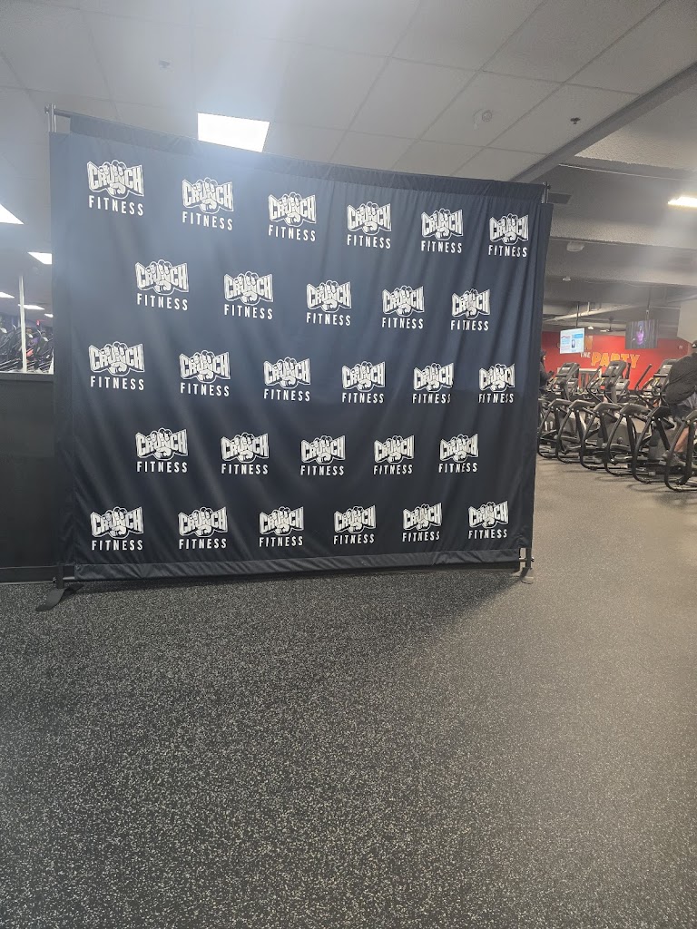  Crunch Fitness - Brookfield