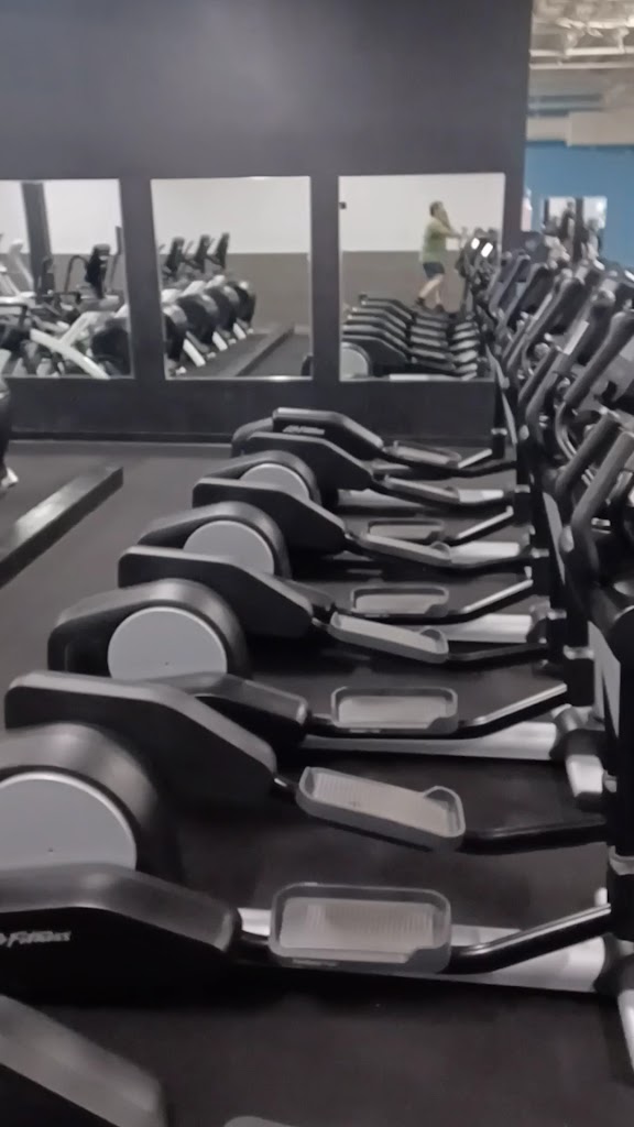  TruFit Athletic Clubs - Mall Del Norte