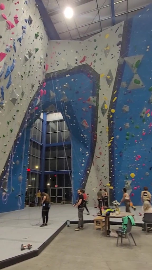  Reach Climbing & Fitness