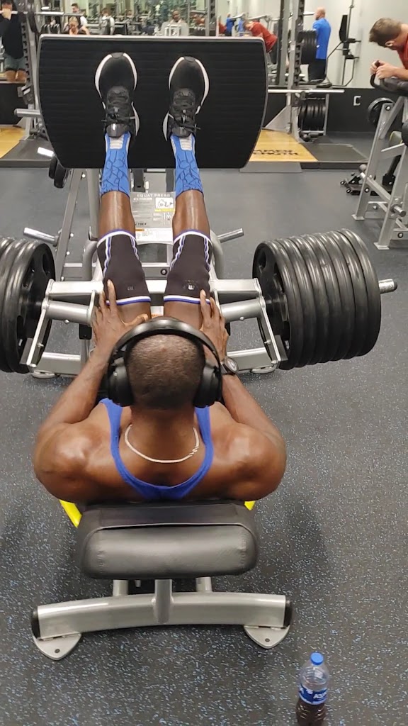  CLUB4 Fitness Knoxville