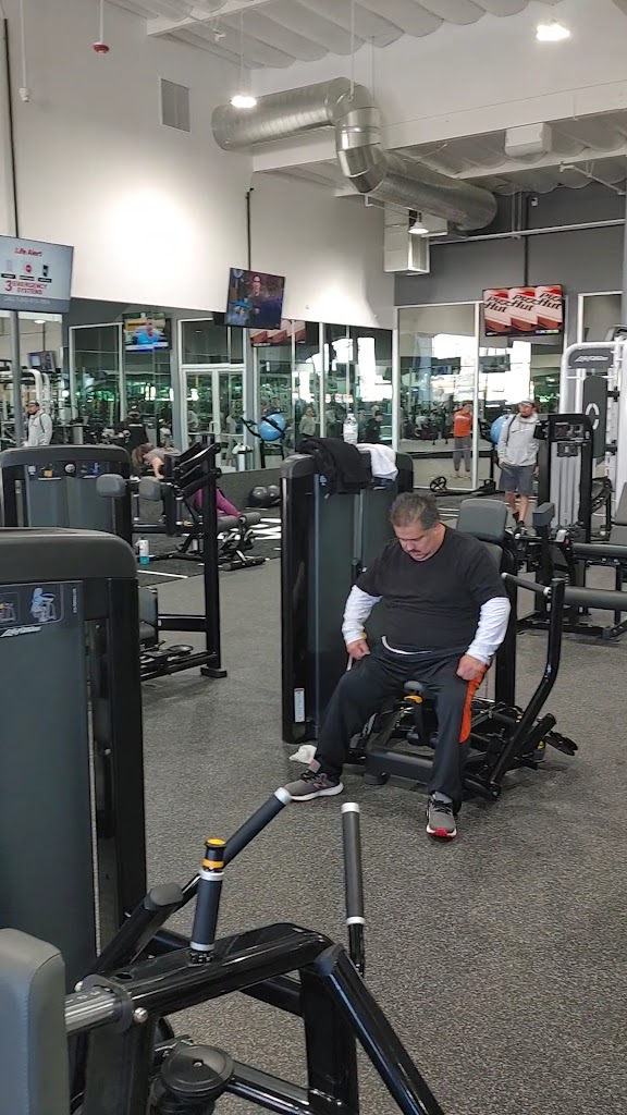  Curl Fitness Riverside