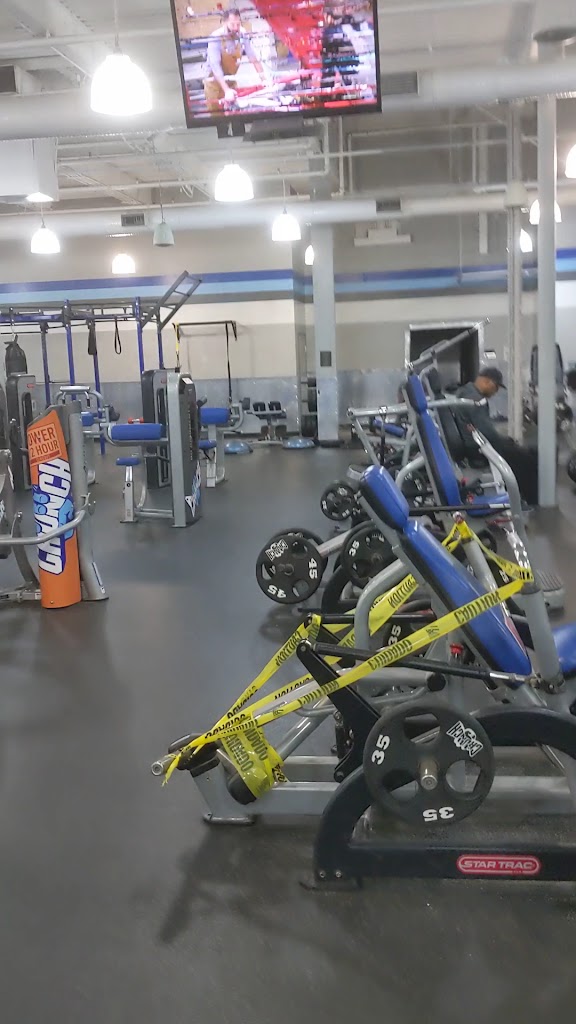  Crunch Fitness - Stratford