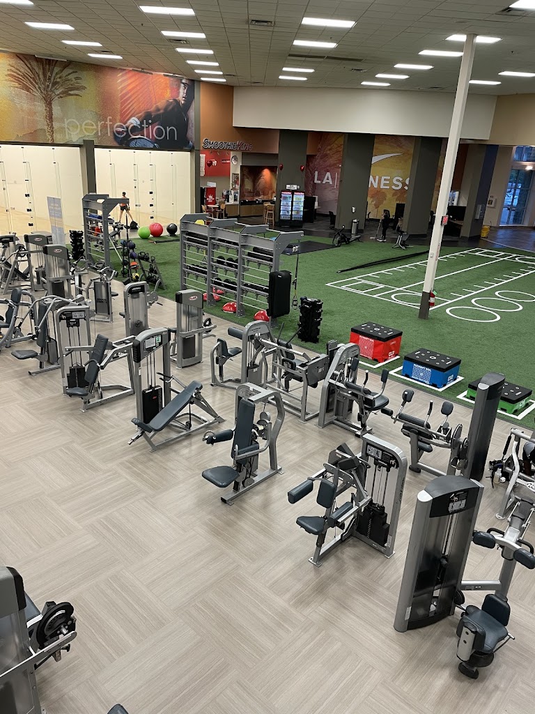  LA Fitness