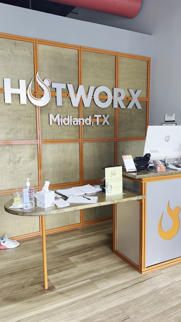  HOTWORX - Midland, TX - Holiday Hill