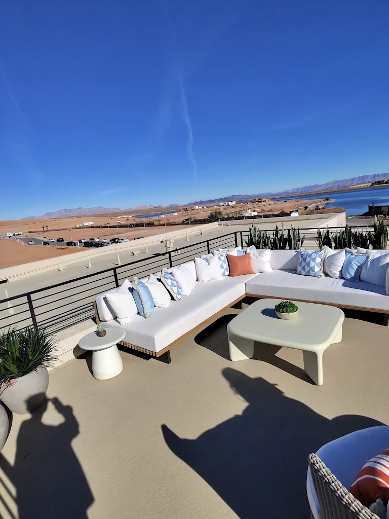  Carol Strom Berkshire Hathaway Founding Broker Team, Fit Realtor, Personal Trainer, Finance Degree