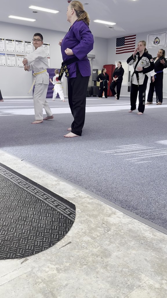  Lake Villa Flying Dragons