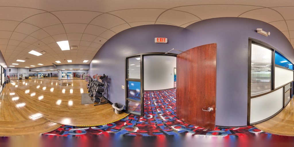  Genesis Health Clubs - Lawrence South