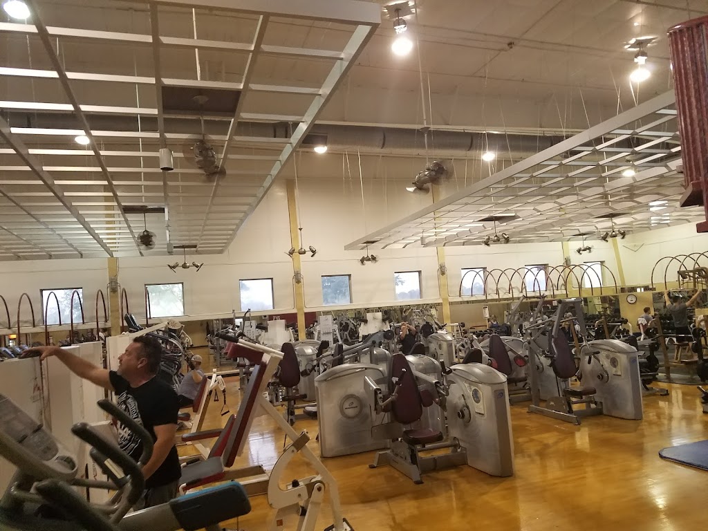  Stone's Gym & Fitness Center