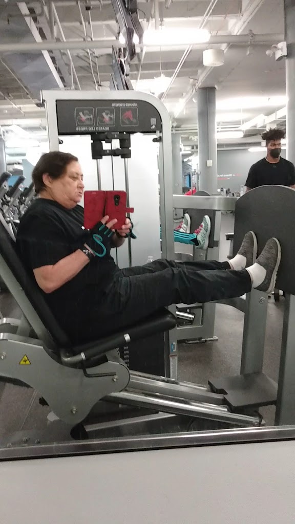  Blink Fitness Paramus