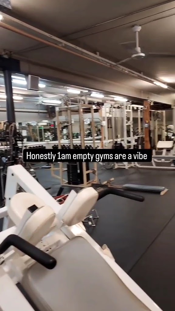  Muscle & Fitness Center