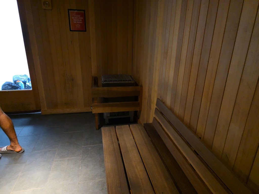  Crunch Fitness - Maplewood