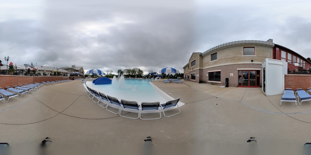  South Barrington Club