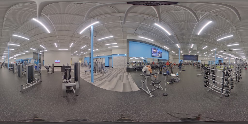  CLUB4 Fitness Coppell