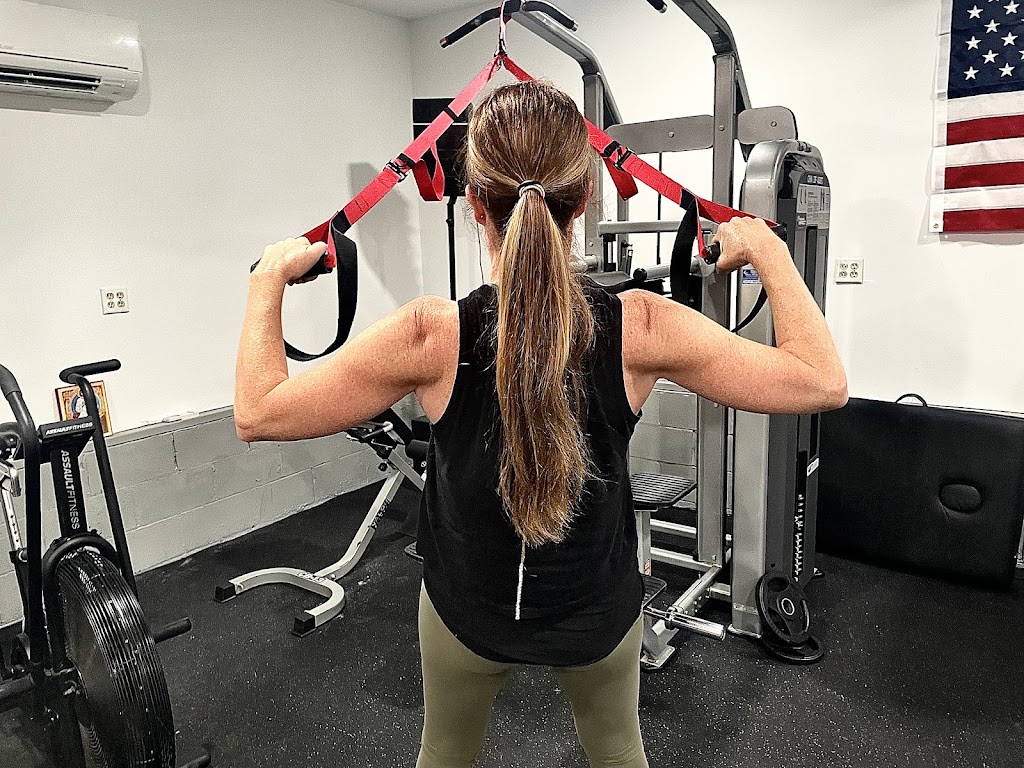  Revamp - Certified Personal Trainer. Nutritionist.