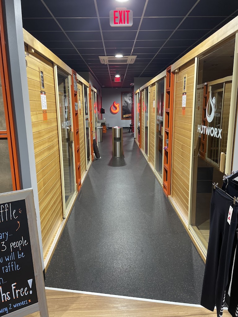  HOTWORX - Bryan, TX - University Drive East