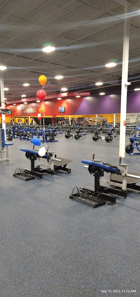  Crunch Fitness - Broken Arrow