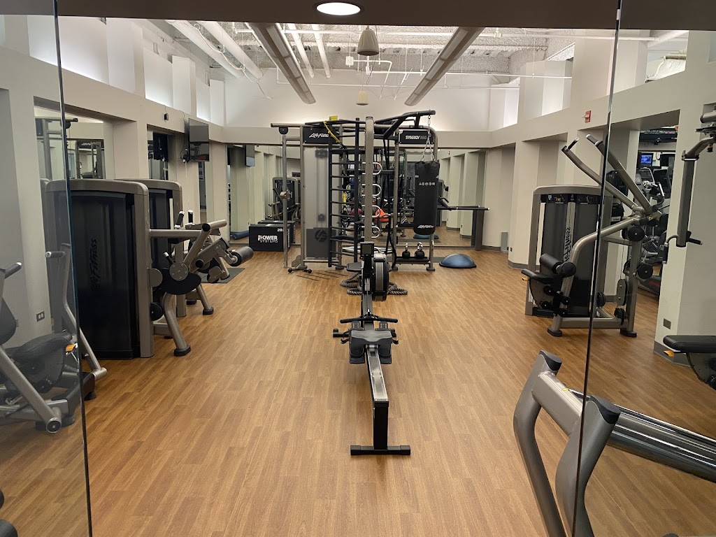  Oakbrook Terrace Tower Fitness Center