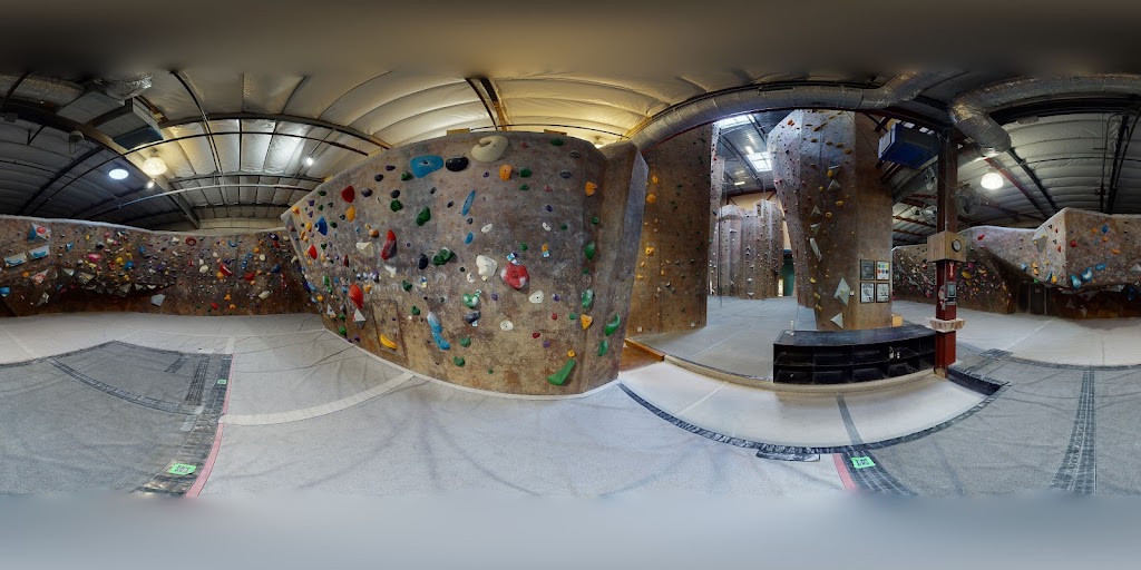  Mesa Rim Climbing Center (Mira Mesa)