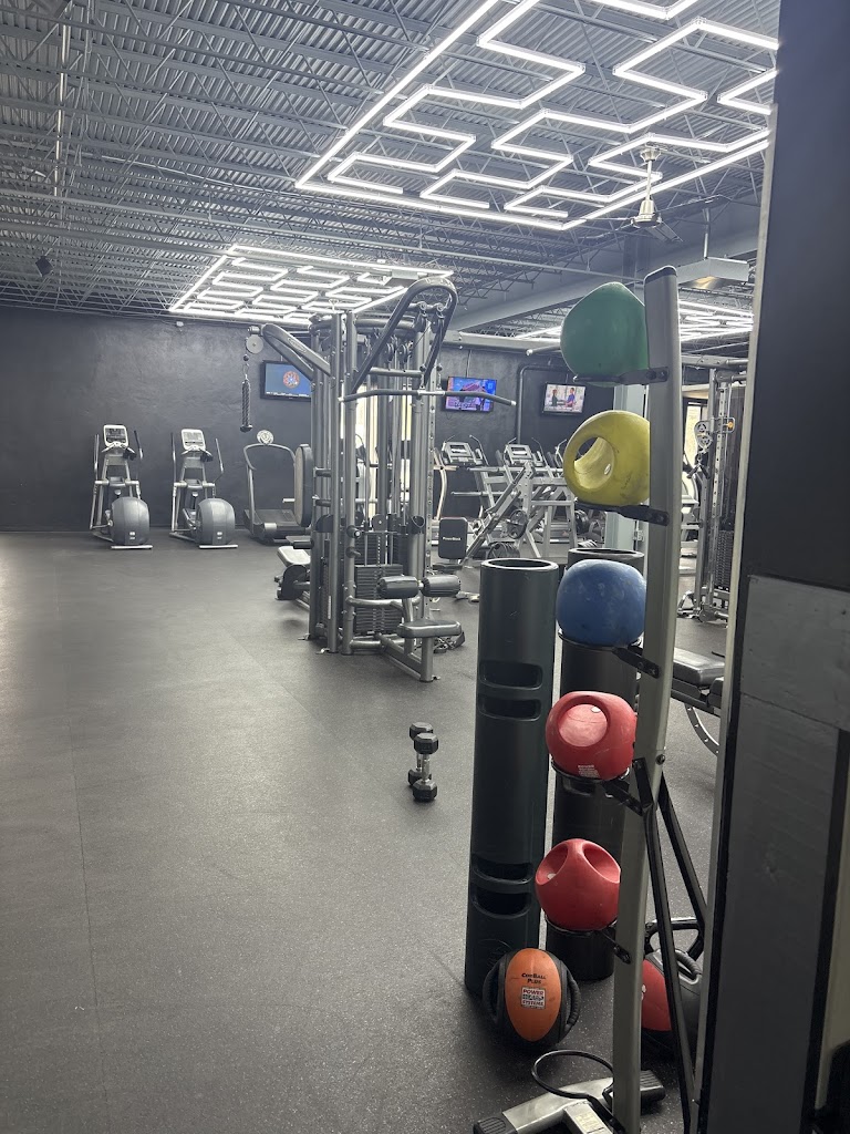  Fan Club Health & Fitness