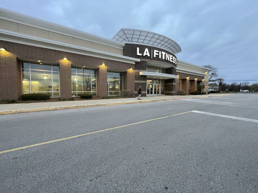  LA Fitness