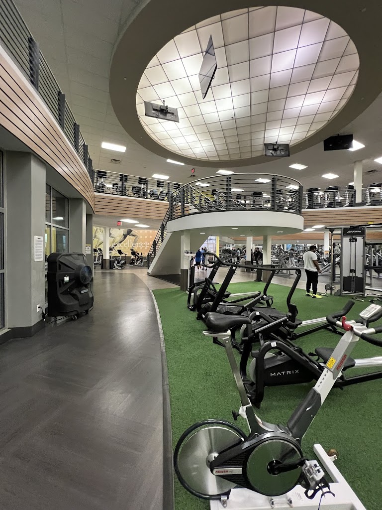  LA Fitness