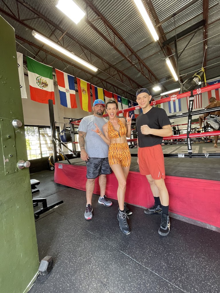  DK Fitness Boxing Academy