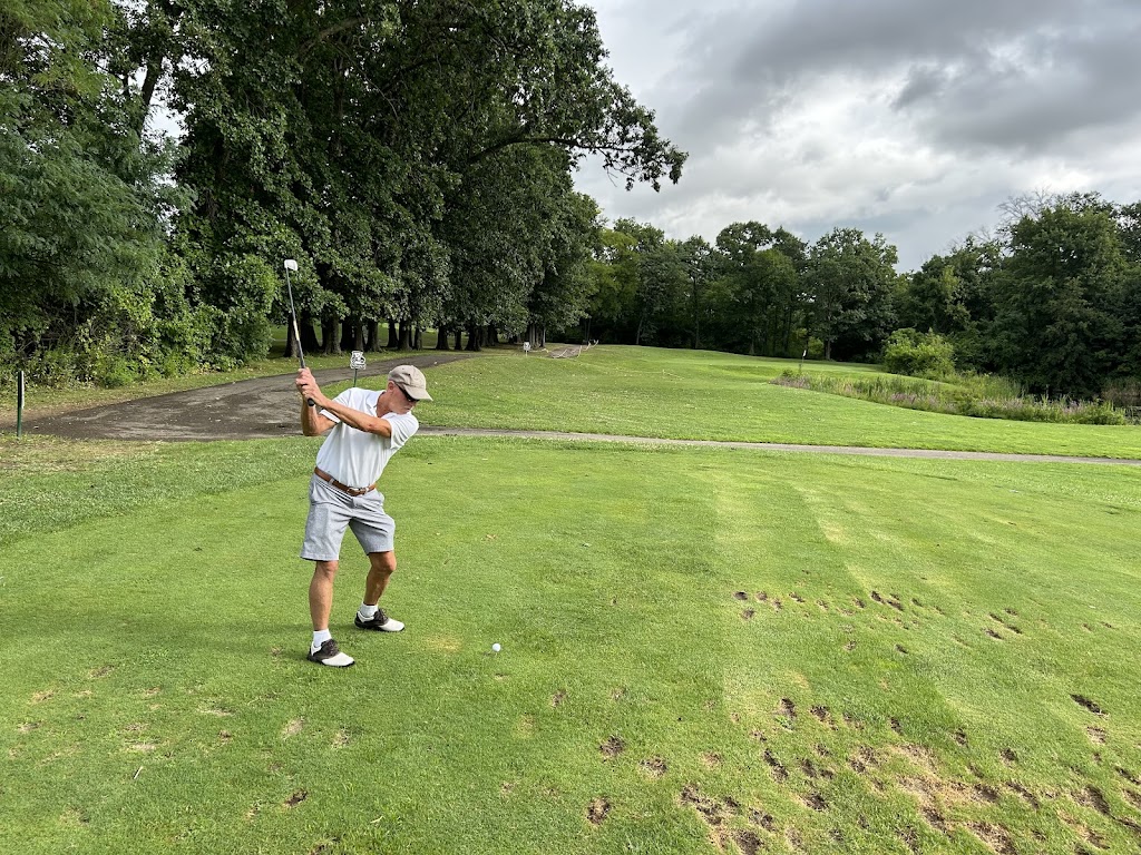  Tri County Golf Ranch