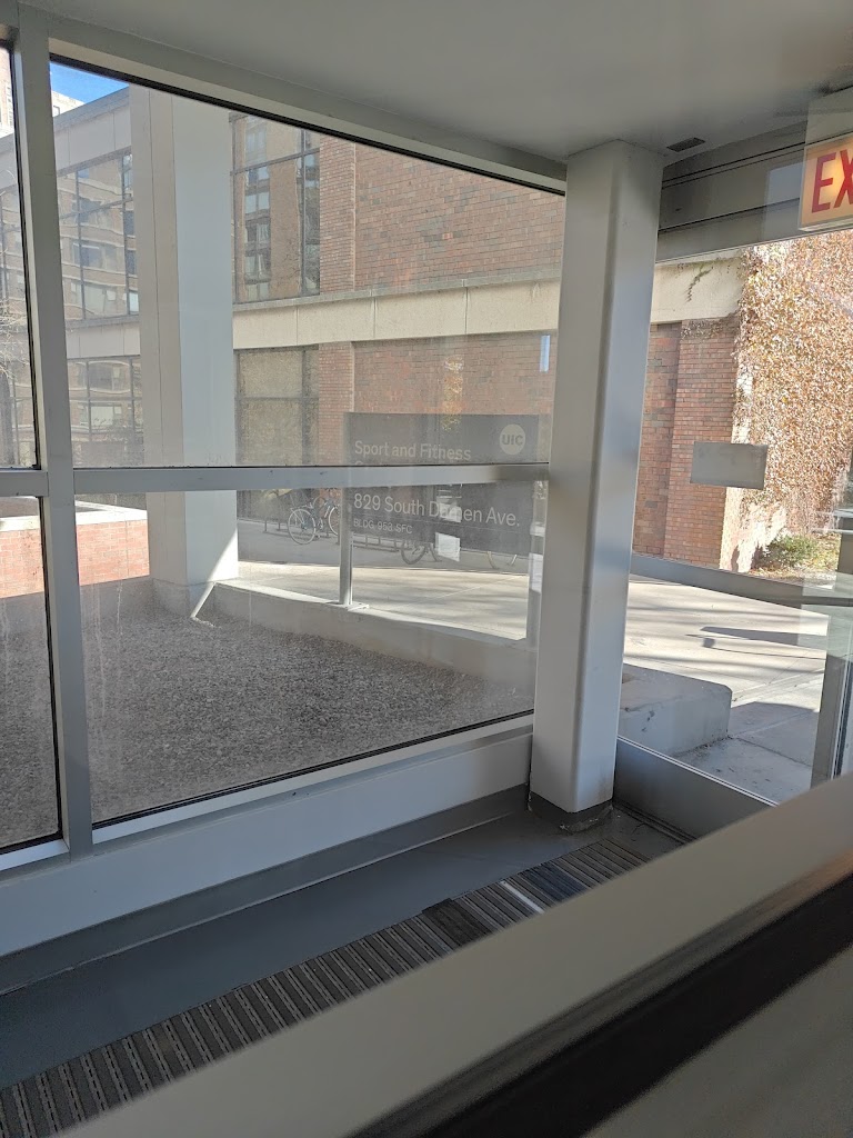  UIC Sports & Fitness Center