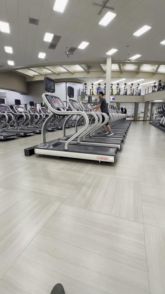 LA Fitness