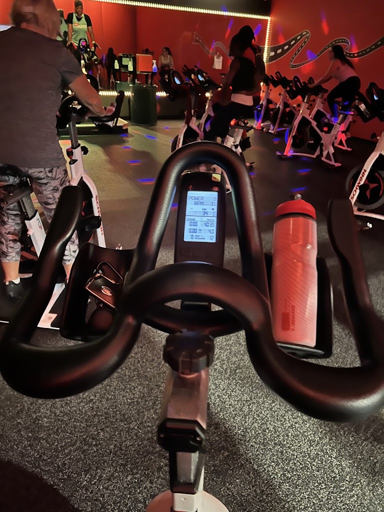  Crunch Fitness - Montgomery