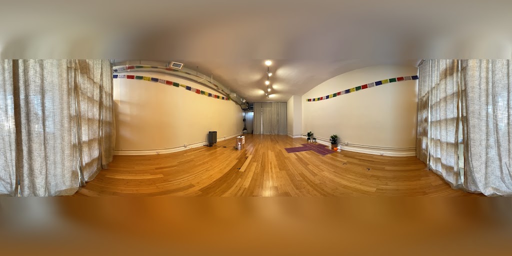  Ahimsa Yoga Studio Berwyn