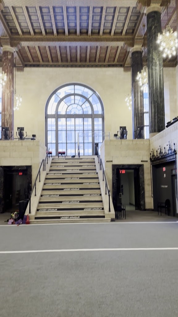  Under Armour Performance Center