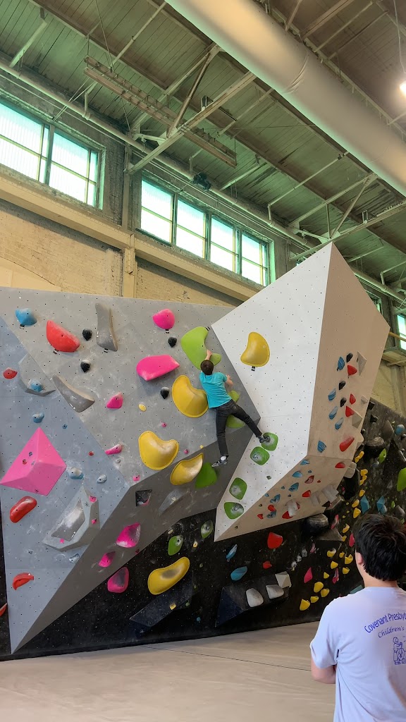  Climb So iLL at the Steel Shop