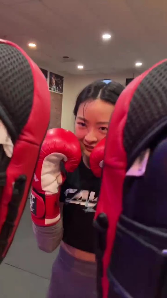  The Cave Astoria Boxing