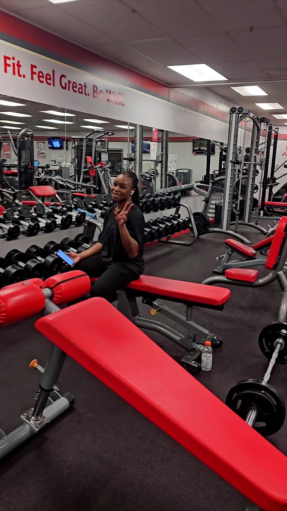  Snap Fitness Niantic