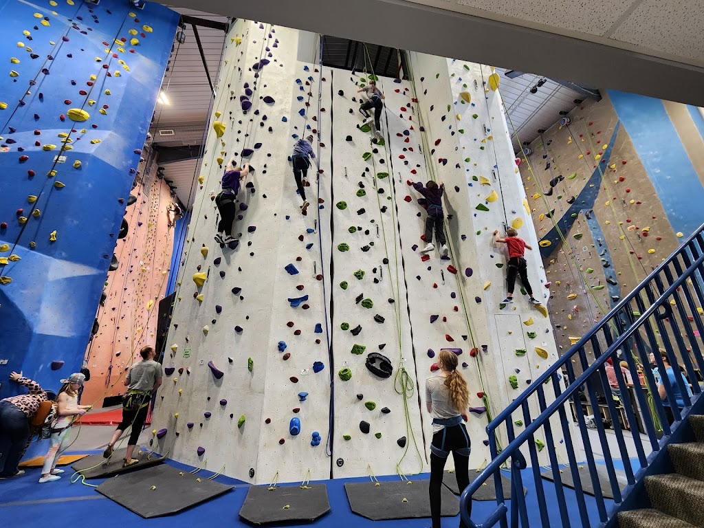  Roca Climbing & Fitness