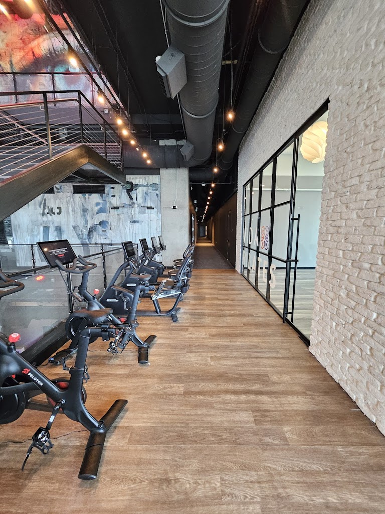  VIDA - Reston Station